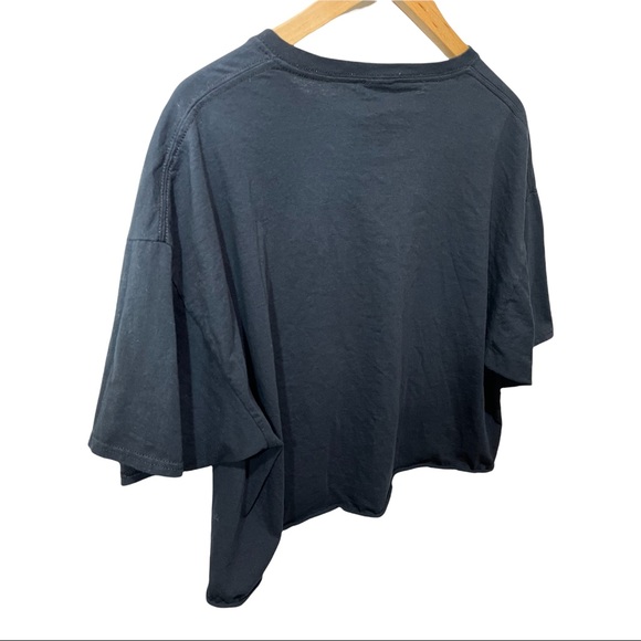 FASHION NOVA BLACK GRAPHIC ROSE CROP SS TEE - Picture 10 of 15